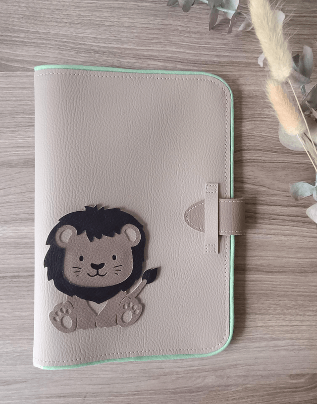 Carnet de santé " Le petit lion courageux"
