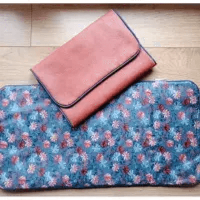 Matelas à langer transportable