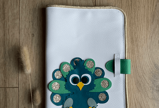 Protège carnet de santé « Baby Paon »