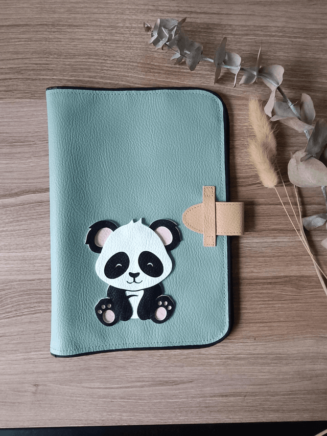 Carnet de santé &quot; Le panda rusé des bois enchantés&quot;